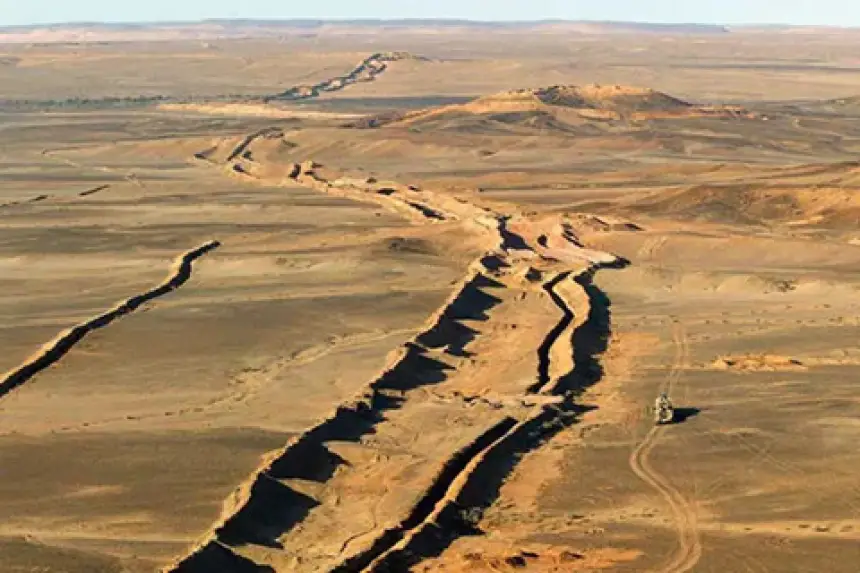 معبر جديد يغير قواعد اللعبة بين المغرب وموريتانيا
