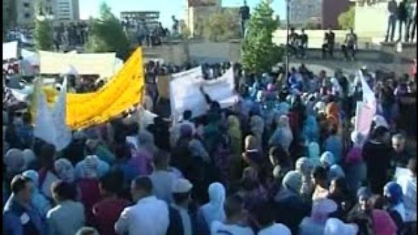 مسيرة احتجاجية في اتجاه القنصلية الجزائرية بوجدة