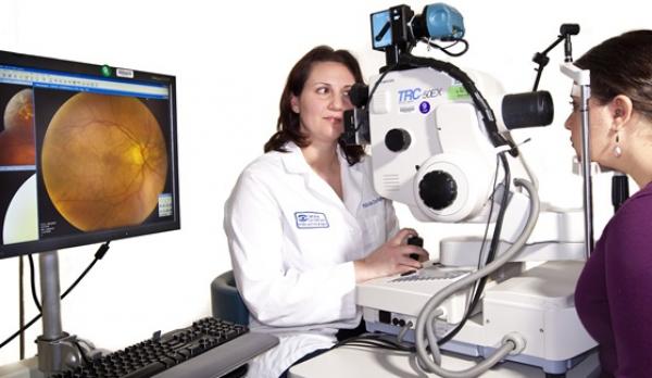 ابتكار كاميرا تكشف المرض العقلي من حركة العين