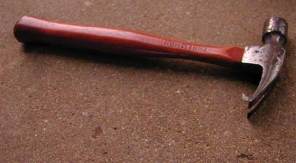 قتل زوجته أثناء نومها وقطع جثتها ثم قام بعطلة في تايلاند