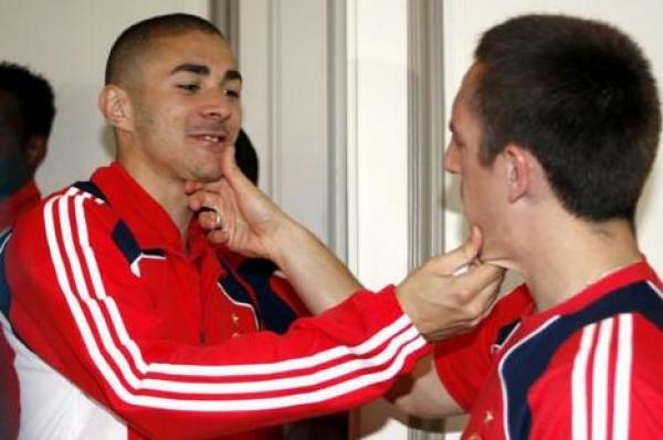 براءة ريبيري وبنزيمة في قضية "الزاهية"