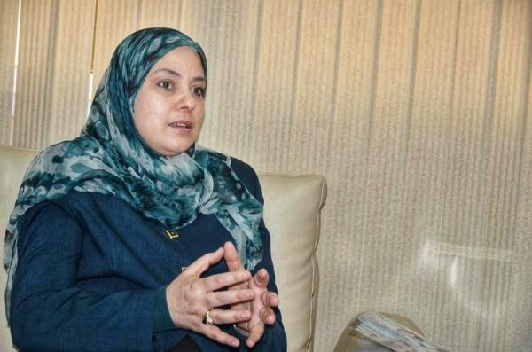 الملك "محمد السادس" يعزي في وفاة الوزيرة السابقة "سمية بنخلدون"