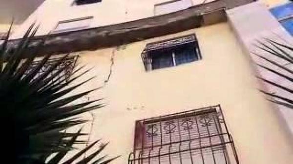 عمارة في طور الانهيار  بالدار البيضاء