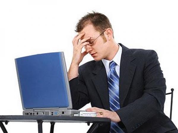 دراسة: الجلوس لفترات طويلة يصيب بأمراض القلب والسرطان