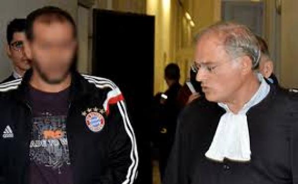 هذا ما قضت به محكمة فرنسية في حق مهاجر مغربي متهم بقتل زوجته والأخير يصرخ:" ظلمتوني ماشي انا لي قتلتها"!