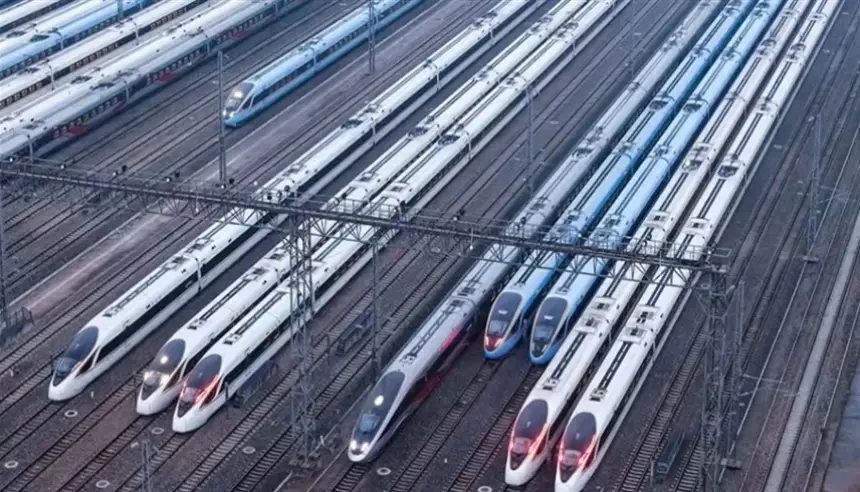 الصين تتجاوز حاجز الـ50 ألف كيلومتر في شبكة قطاراتها فائقة السرعة