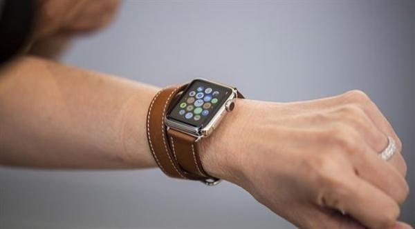 ساعة أبل بعيدة كل البعد عن كشف مشاكل القلب بدقة
