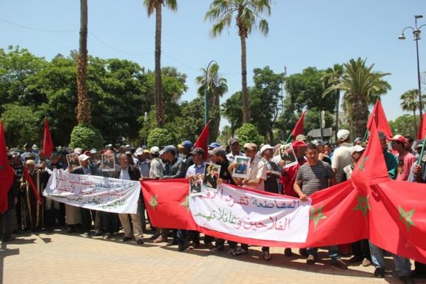 بالفيديو: فلاحون متضررون من المقاطعة يخرجون في مسيرة احتجاجية ويهددون باعتصام مفتوح بالرباط