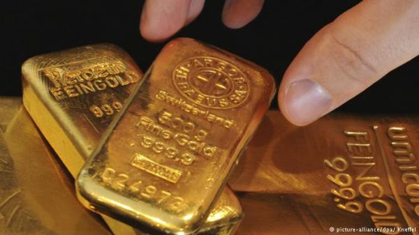 ألمانيا: الشرطة تكافئ فتاة بسبيكة ذهب لأمانتها