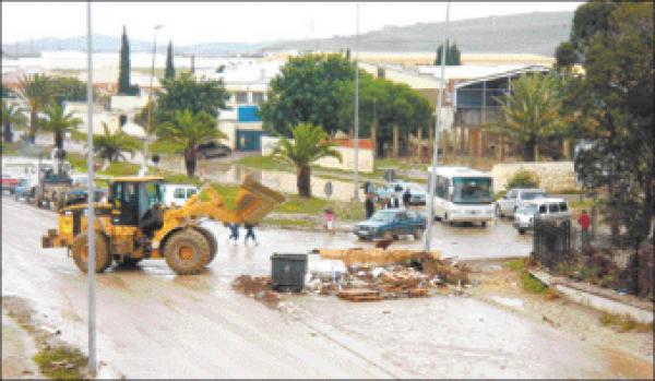 غلاب: ملياران و865 مليون درهم كلفة الفيضانات .