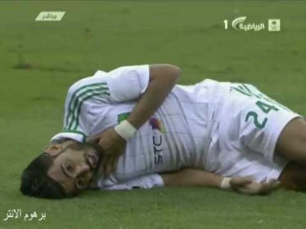 بعد نجاة أونداما الودادي .. وفاة لاعب أردني اليوم يُثير سُخطاً كبيراً على الأداء الطبي