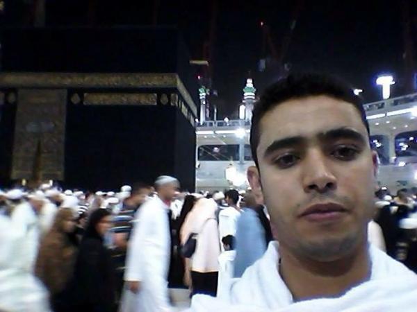 هذه صور الطيار المغربي الذي أسقطت طائرته باليمن