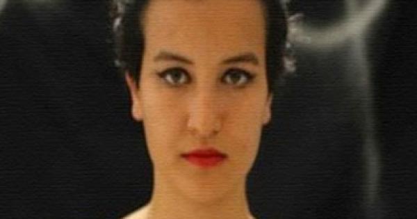 "أمينة" تتعرى مجدداً على الإنترنت ونساء تونس يتبرأن منها