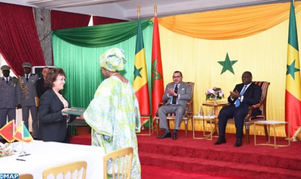 الملك محمد السادس والرئيس السينغالي يترأسان حفل توقيع على 13 اتفاقية ثنائية