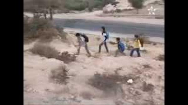امسوان معاناة تلاميذ المدارس مع النقل اقليم اكادير