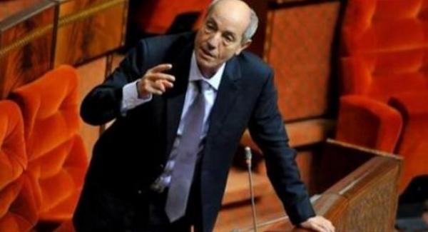 الصديقي يتدخل لتخليص زوجته بعد ارتكابها حادث سير بالقنيطرة