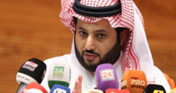 الزمالك المصري يُعلن تكفل تركي آل الشيخ بصفقة المهاجم المغربي خالد بوطيب