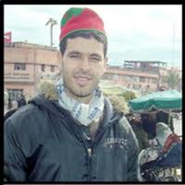  عندما تصبح المرأة  مجرد بضاعة للتحرش والديكور واللذة في عقلية الأكباش الناطحة!!