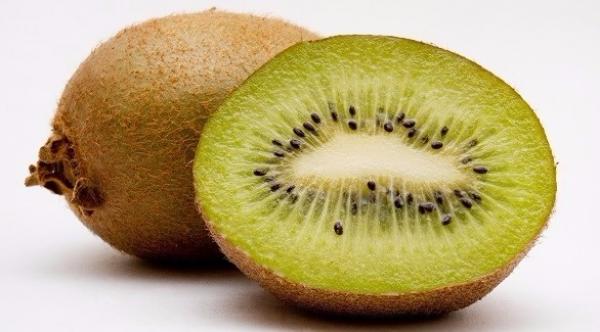 الكيوي كنز من فيتامين "سي"