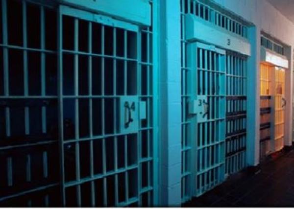 قضية الإفراج عن المعتقل الاسباني تطيح برأس مكلف بمهمة في إدارة حساسة وغضبة ملكية على إدارة السجون