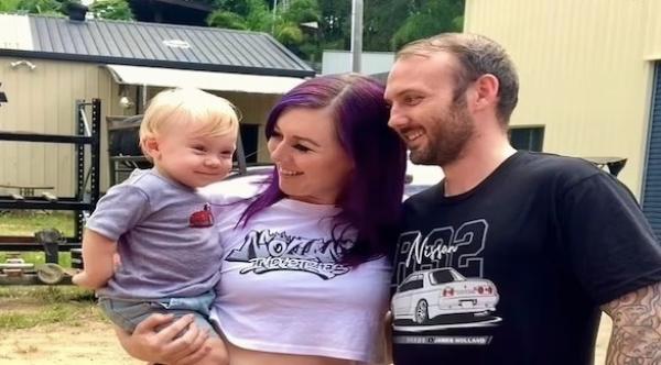 أم أسترالية تنجح في تدريب ابنها البالغ من العمر شهراً واحداً فقط على استخدام المرحاض