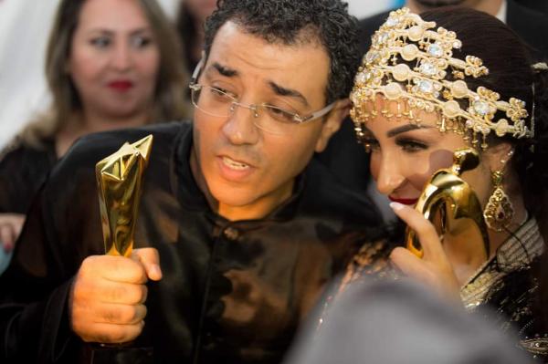 بعد عرض أولى حلقات "جوابك ذهب".."العشابي" يفاجئ "mbc5" بتحقيقه  رقما قياسيا غير مسبوق في تاريخ المغرب