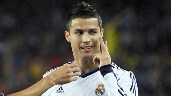 مورينيو: أن تكون رونالدو أصعب من أن تكون ميسي!