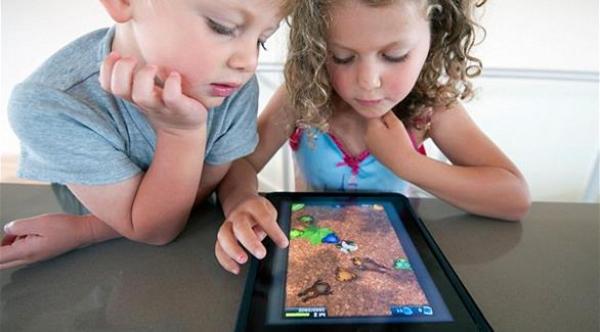 دراسة: ألعاب الفيديو تهدئ روع الأطفال قبل العمليات الجراحية