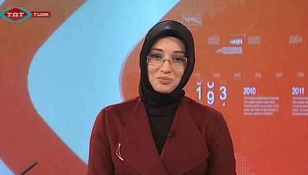 ظهور أول مذيعة محجبة في التلفزيون التركي