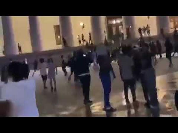 اقتحام البيت الابيض من طرف محتجين