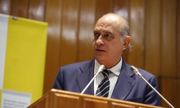 وزير الداخلية الإسبانى خورخى فرنانديز دياز