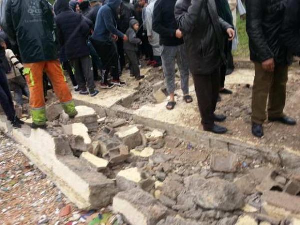 فاجعة..مصرع تلميذين بفاس بعد انهيار سور مدرسة (صور)