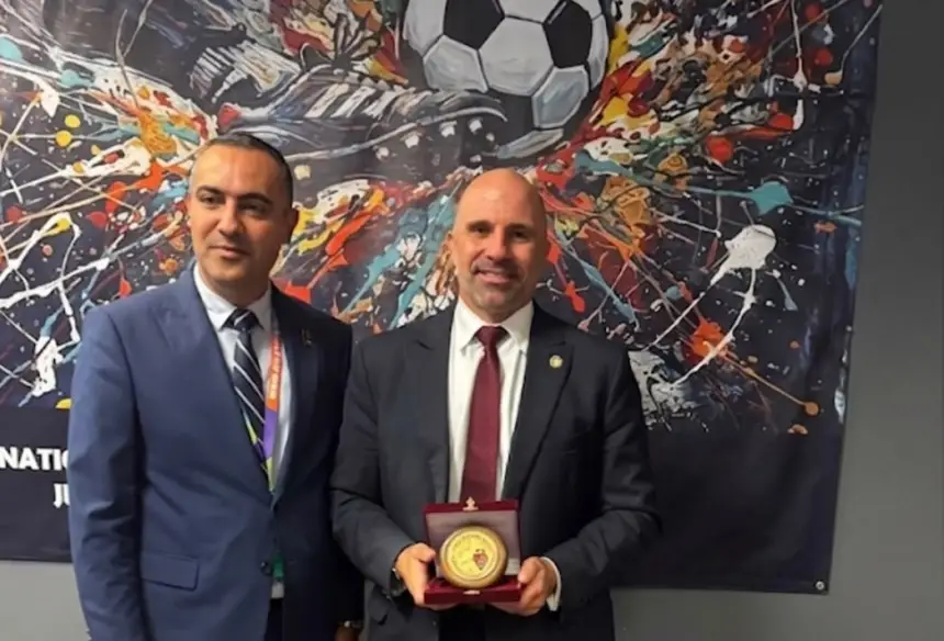 نائب مدير الـ FBI يزور مركز التعاون الأمني لـ"مونديال 2026" ويشيد بالمغرب