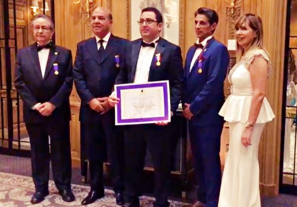 بالفيديو : أكاديمية " ديفين " الفرنسية تتوج المغربي " رشيد أفيلال "