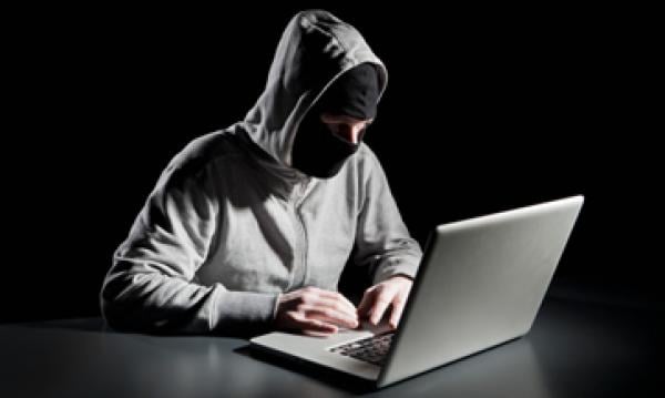 "السارق الصامت" يمكن القراصنة من سرقة البيانات و يهدد ملايين الحواسب حول العالم!