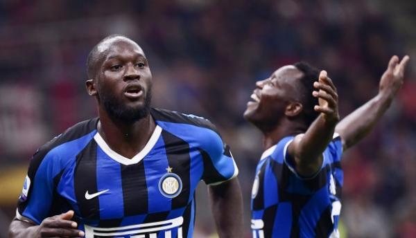 الأنتر يقصي خيتافي ويتأهل لربع نهائي الدوري الأوروبي