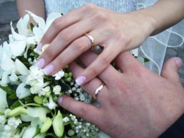 دراسة: النساء الأقل جمالا أكثر نجاحا في الزواج