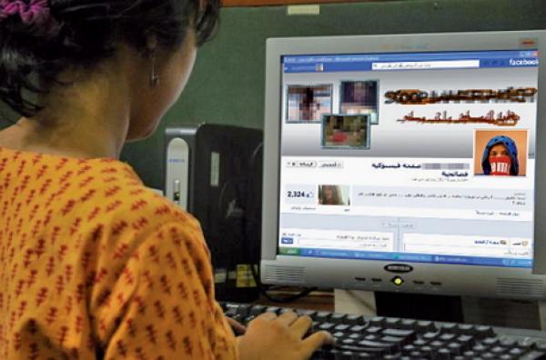 الفايسبوك يدفع الشرطة للتدخل من أجل إنقاذ قاصرتين احتجزتا بالدار البيضاء