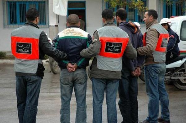 اعتقال خمسة أشخاص من أجل الضرب والجرح باستعمال السلاح الأبيض ونقل ضحيتين للمستشفى