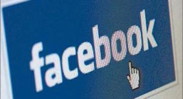 دراسة‭ ‬حديثة‭  : ‬فيسبوك مدمر للتلاميذ