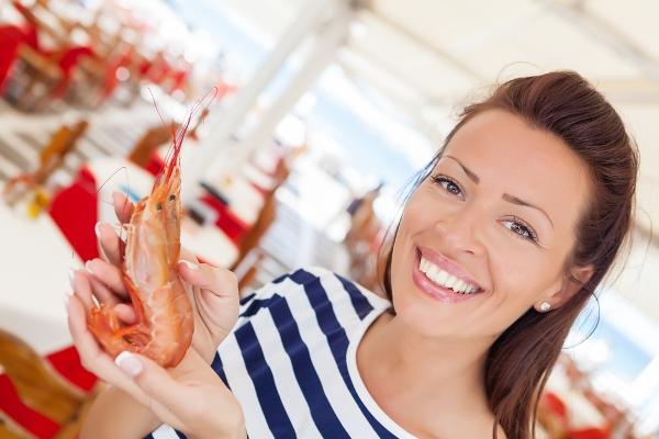 علماء أمريكيون: أربع مواد غذائية تجعل الإنسان عبقرياً