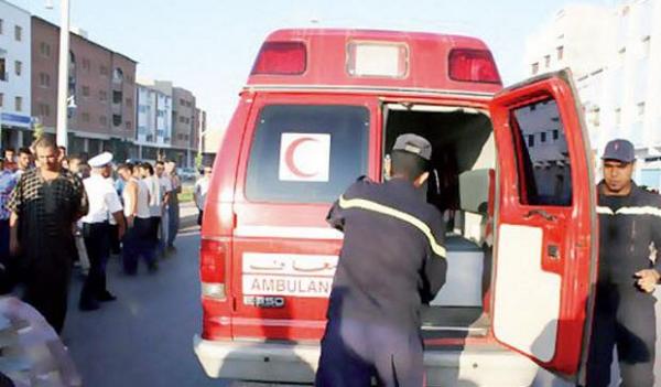 صورة صادمة... شاحنة تدهس سيدة مسنة وتحول جثتها إلى أشلاء بهذه المدينة