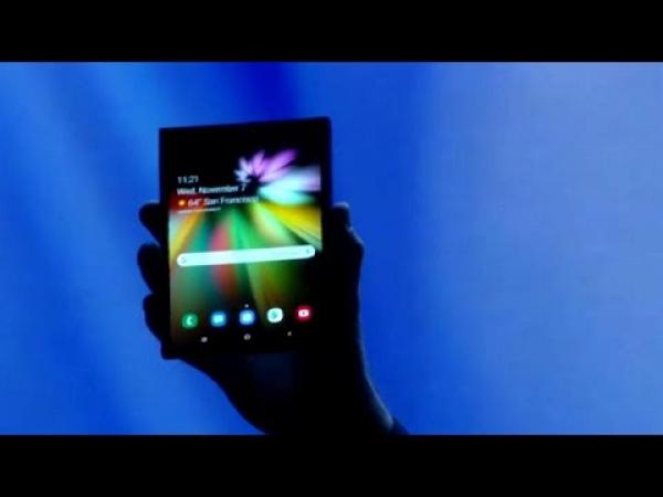 فيديو: سامسونغ تشكف عن هاتفها الأخير القابل للطي