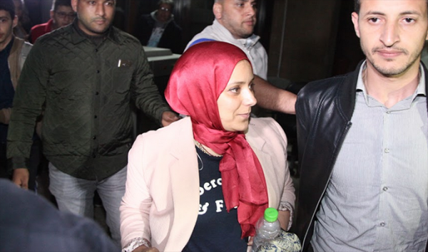 هذا أول ما قالته الصحافية " أمال الهواري " بعد إخلاء سبيلها