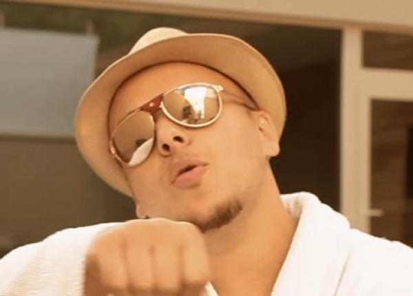 الحكم على "رابور" مغربي ببلجيكا بالسجن بسبب مباراة المغرب وكوت يفوار