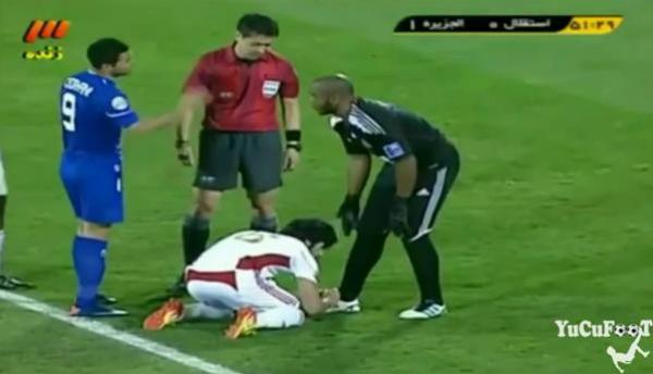 ذهاء حارس مرمى في اضاعة الوقت