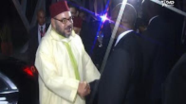 مأدبة عشاء رسمية على شرف الملك محمد السادس و الوفد المغربي بتنزانيا