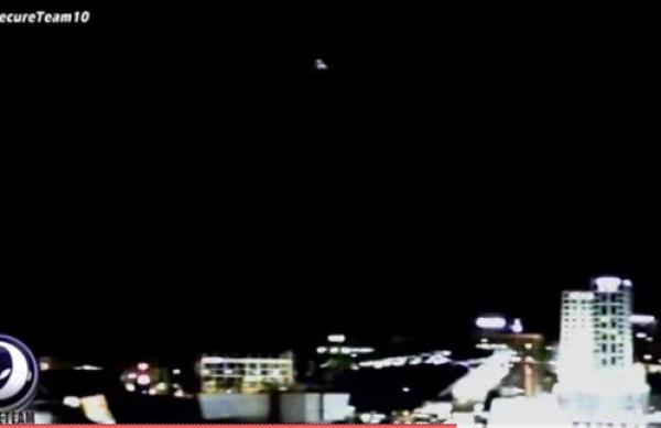 بالفيديو: مروحية عسكرية تطارد مركبة فضائية في الجو