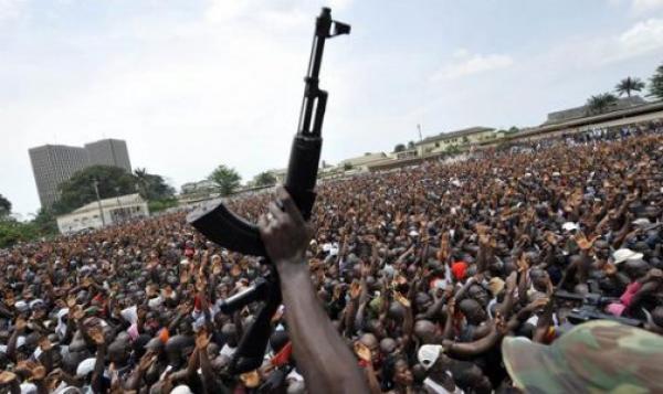  إجلاء 9 مغاربة من كوت ديفوار إلى العاصمة السينغالية 