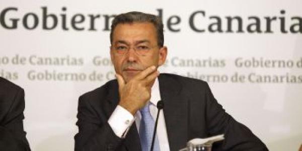 حكومة جزر الكاناري تطالب مدريد والرباط بترسيم الحدود البحرية لتفادي المشاكل عند التنقيب عن البترول 